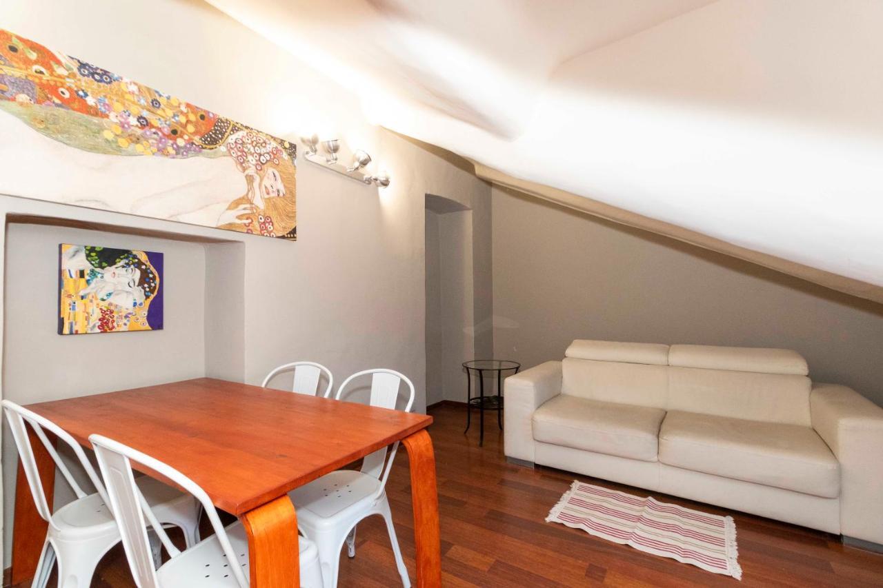 San Salvario Apt With Balcony Турин Екстер'єр фото