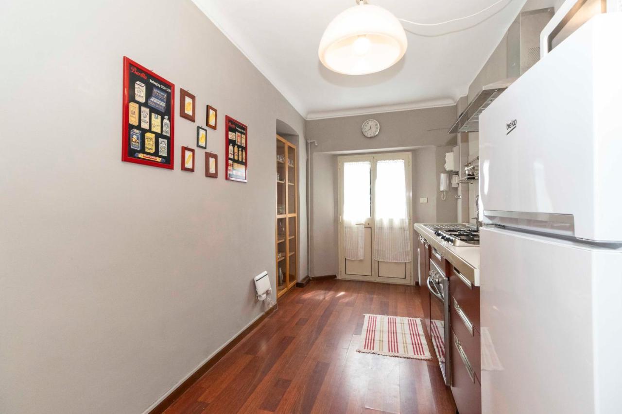 San Salvario Apt With Balcony Турин Екстер'єр фото
