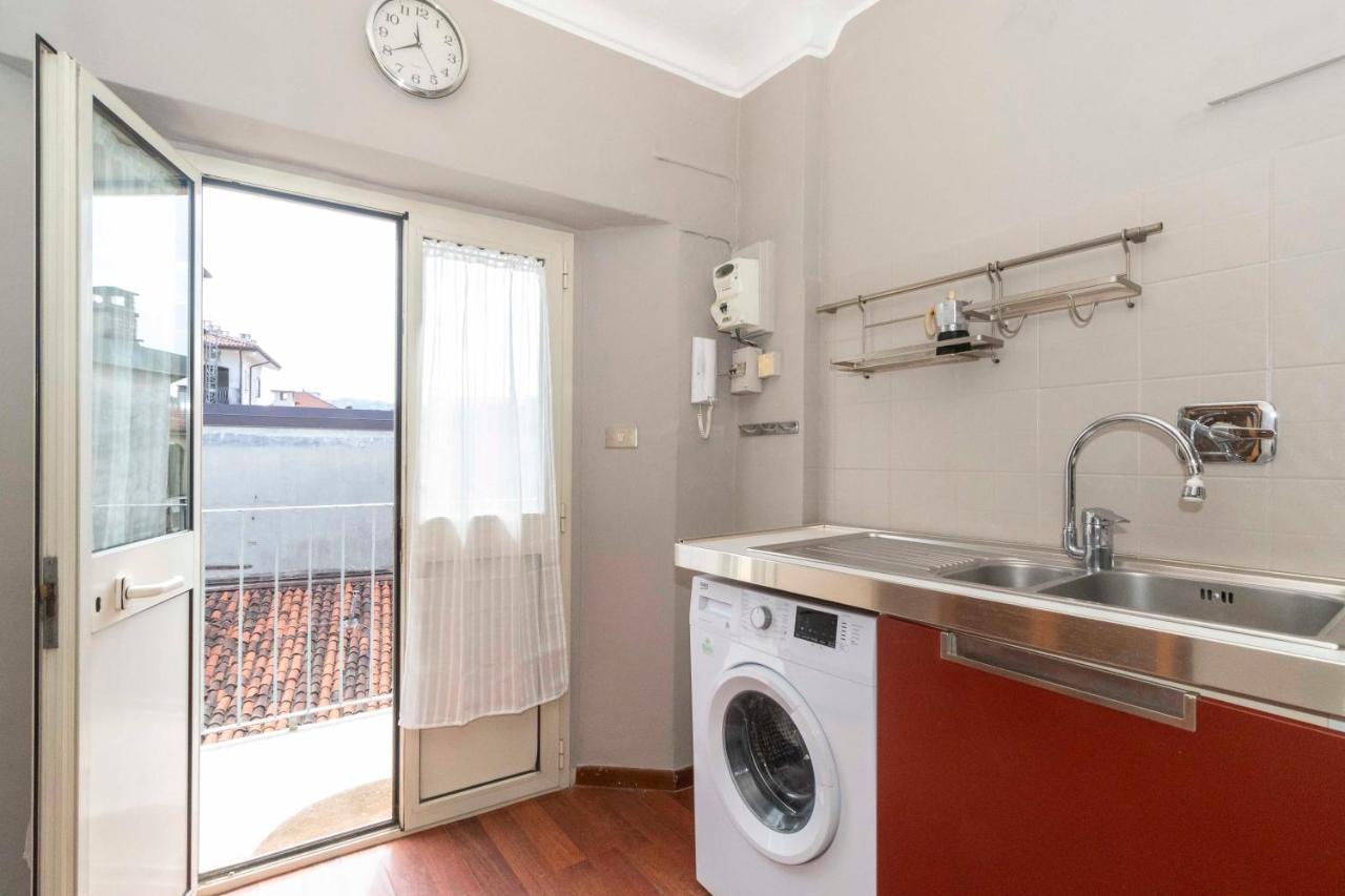 San Salvario Apt With Balcony Турин Екстер'єр фото