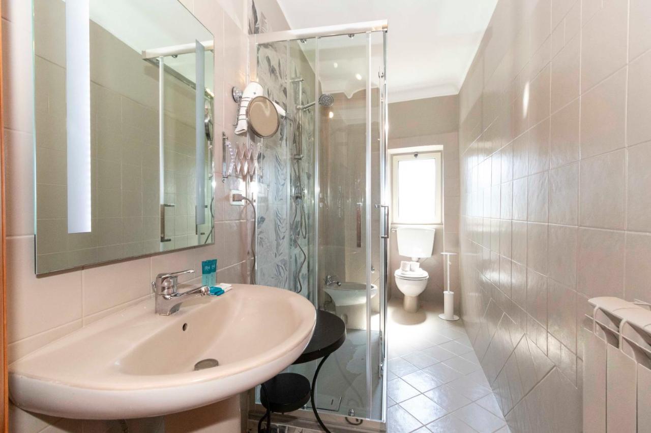 San Salvario Apt With Balcony Турин Екстер'єр фото