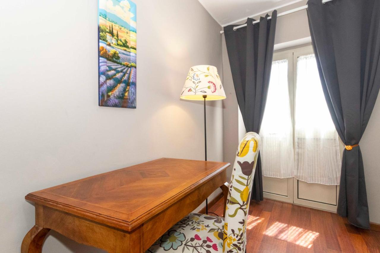San Salvario Apt With Balcony Турин Екстер'єр фото